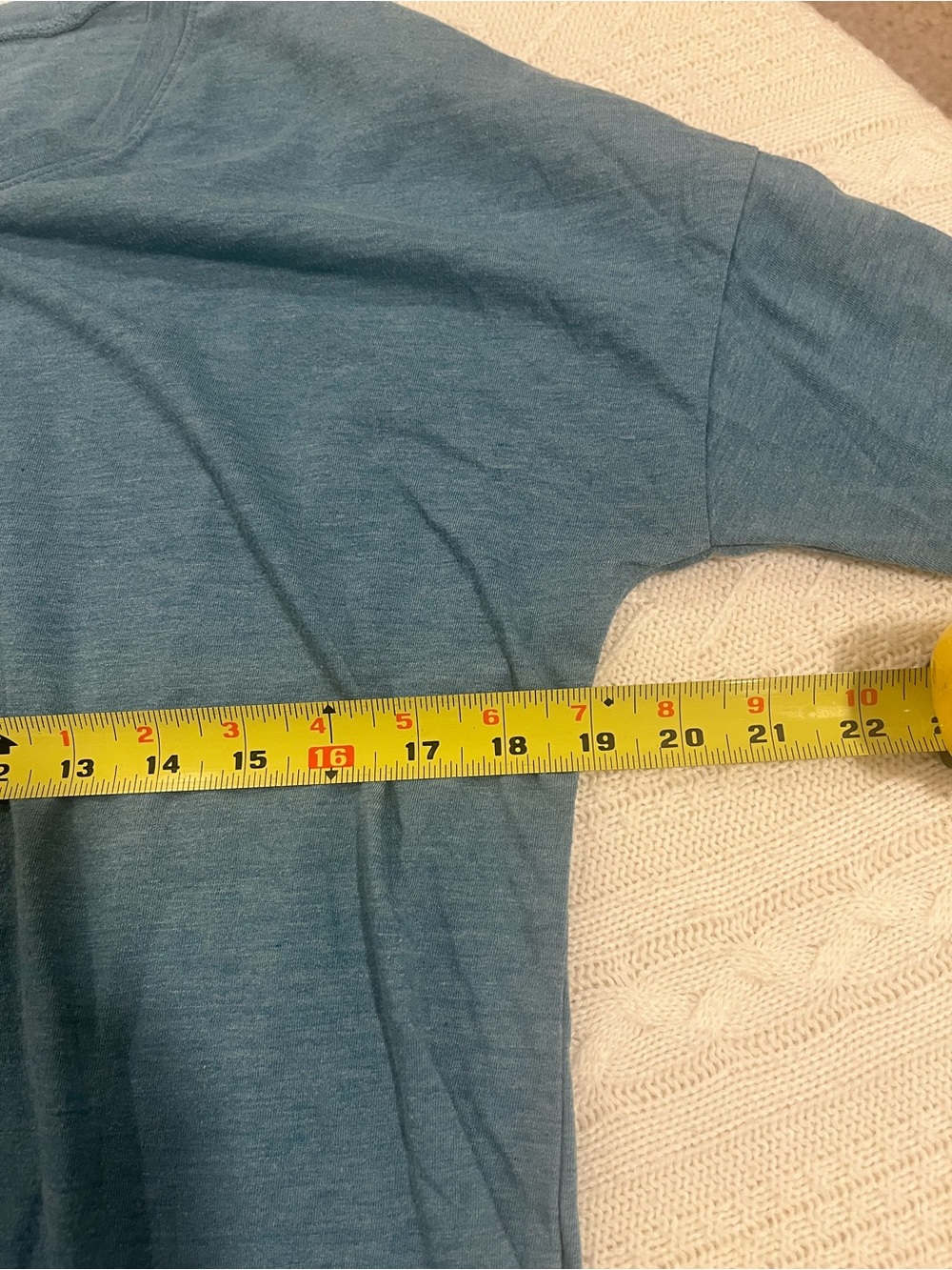 The North Face Women's Classic Fit Long Sleeve Tee - Medium - Picture 5 of 7